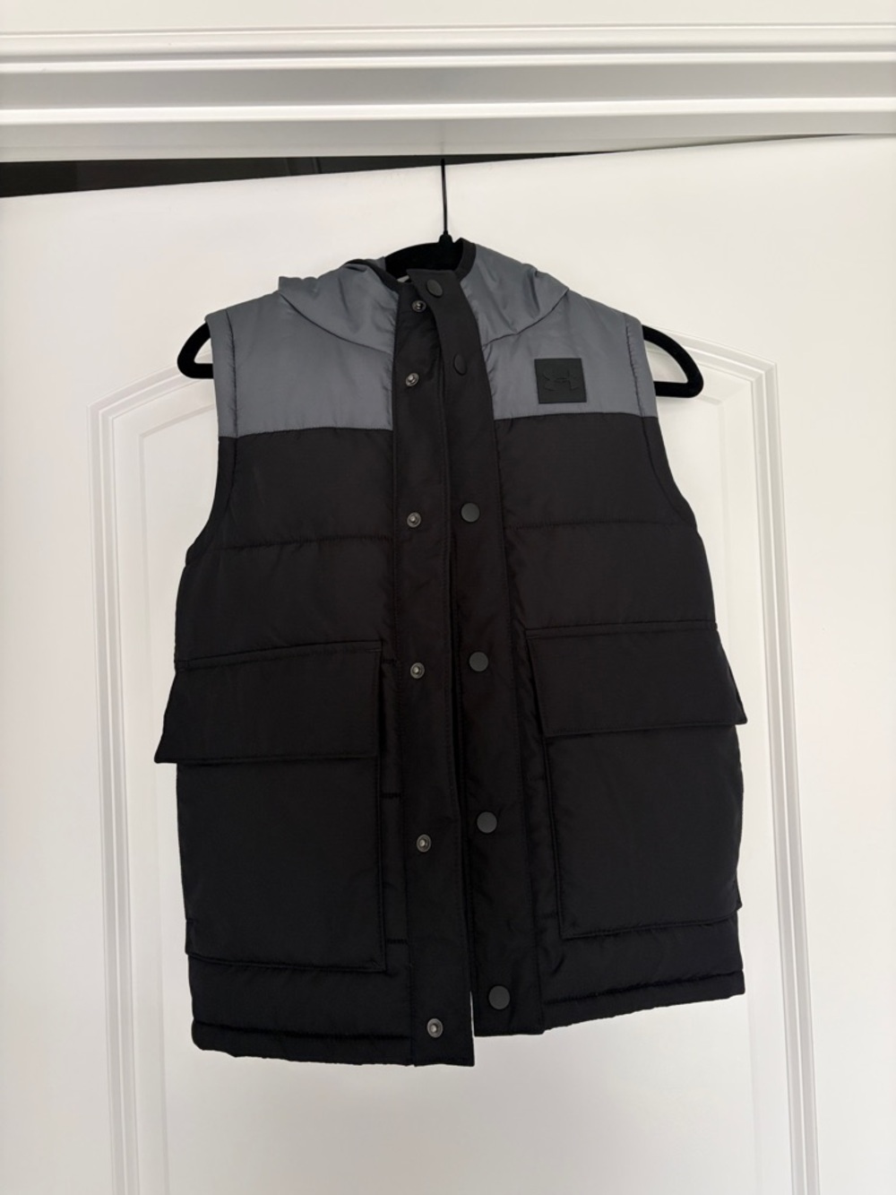 Under Armour vest
